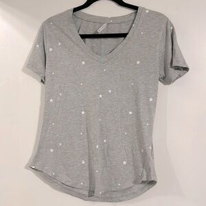 Z Supply Grey Star ⭐️ V Neck Sz XS